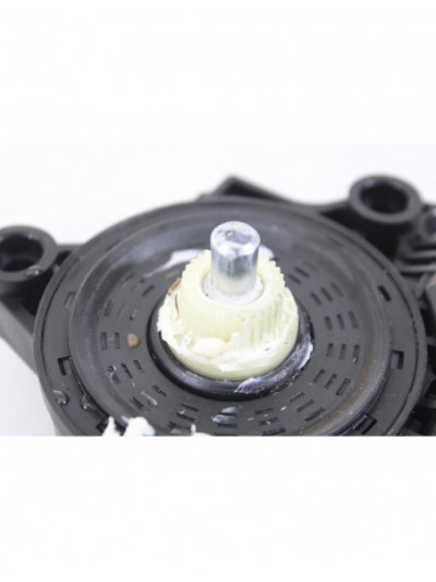 Motor elevalunas trasero derecho KIA CEE'D Drive 2015
