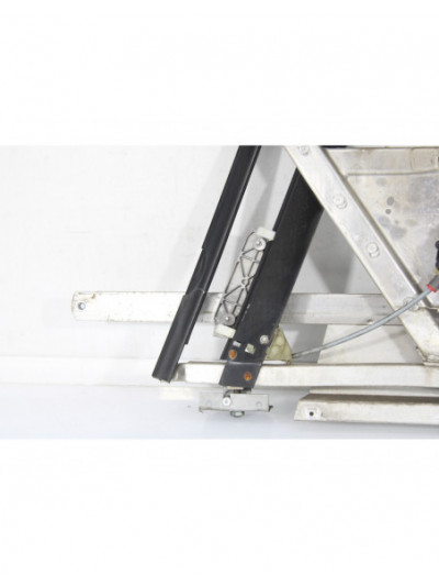 Recambio de elevalunas delantero derecho para audi tt (8n3/8n9) 1.8 t quattro coupe (132kw) referencia OEM IAM 8N8837730A