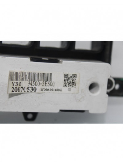 Recambio de reloj central salpicadero para kia sorento 2.5 crdi referencia OEM IAM 945003E500