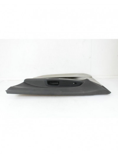 Guarnecido puerta delantera derecha KIA CEE'D Emotion 2009