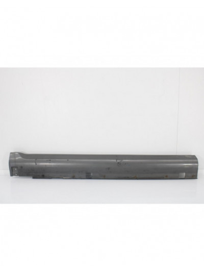 Recambio de faldon lateral para kia sorento 2.5 crdi referencia OEM IAM 877733E000IZQ