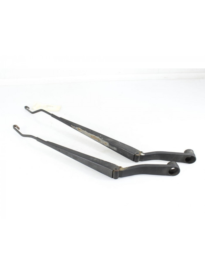 Brazo limpia delantero derecho KIA SORENTO 2.5 CRDi CAT 2002