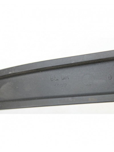 Brazo limpia delantero derecho KIA SORENTO 2.5 CRDi CAT 2002