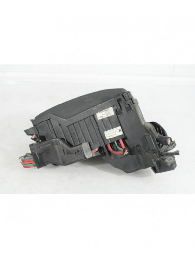 Caja reles / fusibles LAND ROVER RANGE ROVER EVOQUE 2.2 D 2012