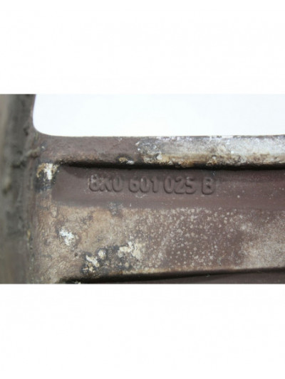 Recambio de llanta para audi a4 b8 avant (8k5) 2.0 tdi referencia OEM IAM 8K0601025B