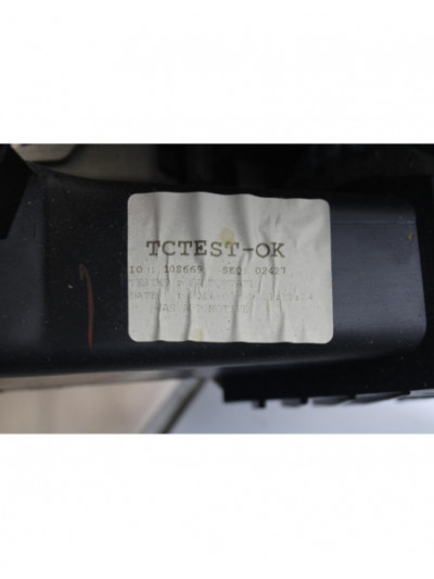 Recambio de apoyabrazos central para land rover discovery iv (l319) 3.0 sdv6 4x4 referencia OEM IAM 9H22045H38