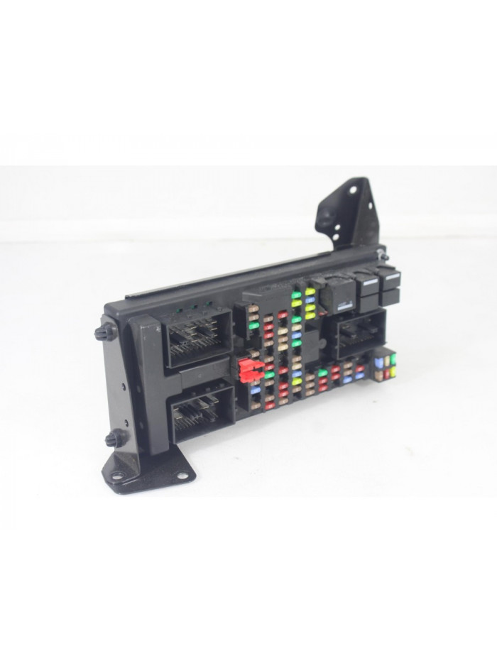 Caja reles / fusibles LAND ROVER DISCOVERY IV 3.0 SDV6 4x4 2011