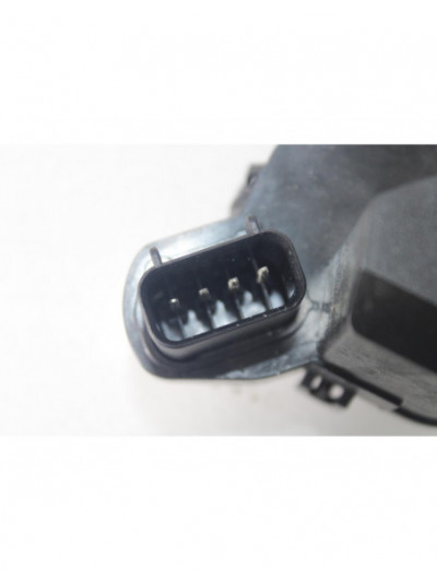 Recambio de cerradura puerta trasera izquierda para land rover discovery iv (l319) 3.0 sdv6 4x4 referencia OEM IAM 8X2A26413AC