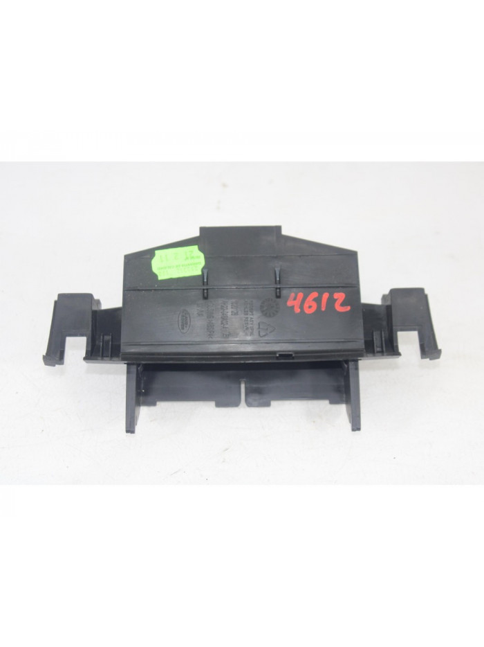 Recambio de cenicero para land rover discovery iv (l319) 3.0 sdv6 4x4 referencia OEM IAM AH22048A02A