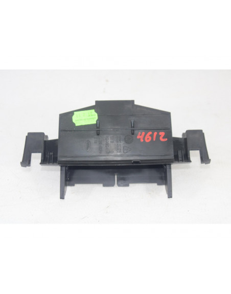 Recambio de cenicero para land rover discovery iv (l319) 3.0 sdv6 4x4 referencia OEM IAM AH22048A02A