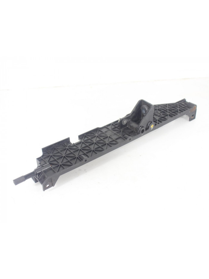 Recambio de soporte radiadores para land rover discovery iv (l319) 3.0 sdv6 4x4 referencia OEM IAM AH328B588AB