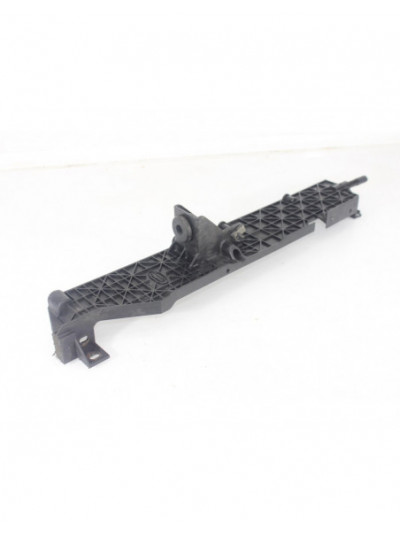 Recambio de soporte radiadores para land rover discovery iv (l319) 3.0 sdv6 4x4 referencia OEM IAM AH328B588AB