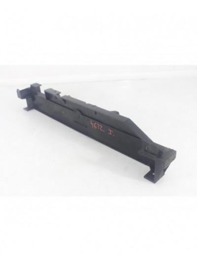 Recambio de soporte radiadores para land rover discovery iv (l319) 3.0 sdv6 4x4 referencia OEM IAM AH328B589AA