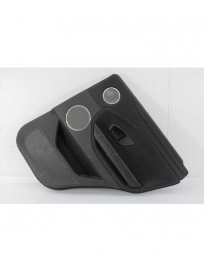 Recambio de guarnecido puerta trasera derecha para land rover evoque hse referencia OEM IAM 4053TD