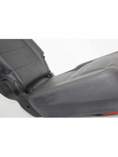 Recambio de asiento trasero derecho para land rover discovery (...) v6 td se referencia OEM IAM 3126T.D.