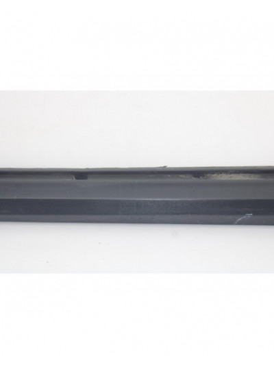 Recambio de estribo lateral izquierdo para land rover evoque hse referencia OEM IAM 4053DI