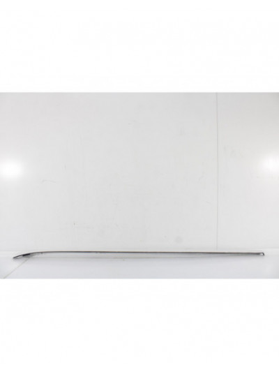 Recambio de faldon lateral izquierdo para land rover evoque hse referencia OEM IAM BJ32517C79AG