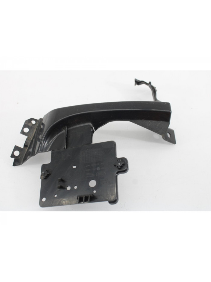 Recambio de soporte izquierdo paragolpe trasero para land rover evoque hse referencia OEM IAM JJ3217A751AD