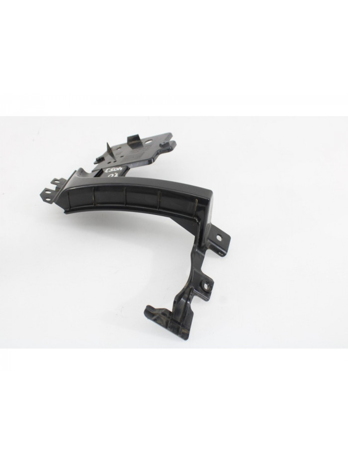 Recambio de soporte derecho paragolpe trasero para land rover evoque hse referencia OEM IAM JJ3217A750