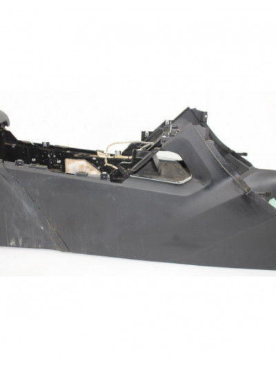 Recambio de consola central para land rover evoque hse referencia OEM IAM BJ32044C72AA4053