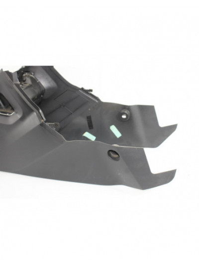 Recambio de consola central para land rover evoque hse referencia OEM IAM BJ32044C72AA4053