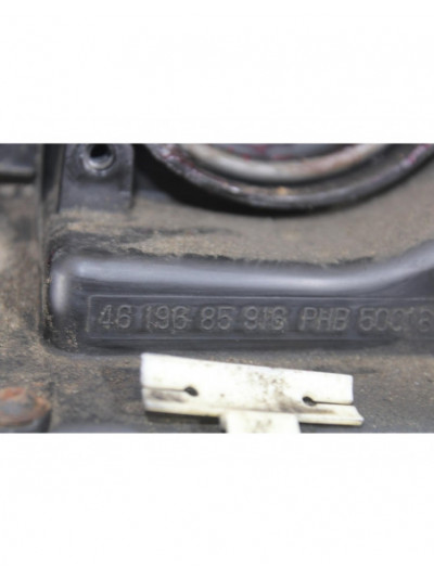 Recambio de filtro aire para land rover discovery iv (l319) 3.0 sdv6 4x4 referencia OEM IAM P0059U611A