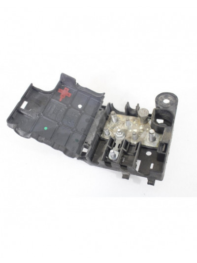 Borne positivo bateria AUDI A4 B8 Avant 2.0 TDI 2010