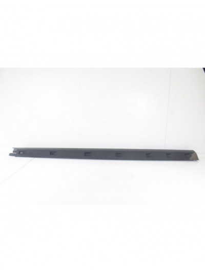 Recambio de faldon lateral izquierdo para land rover discovery iv (l319) 3.0 sdv6 4x4 referencia OEM IAM DDJ000252