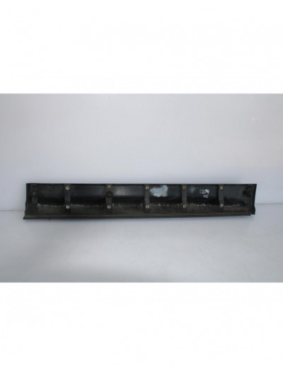 Moldura puerta delantera izquierda LAND ROVER RANGE ROVER SPORT V6 TD HSE 2005