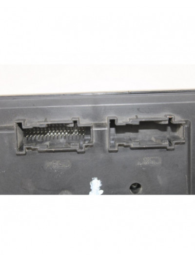Caja reles / fusibles LAND ROVER RANGE ROVER SPORT V6 TD HSE 2005