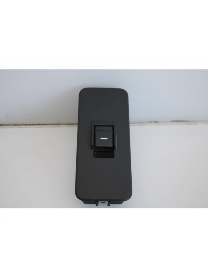 Recambio de mando elevalunas trasero izquierdo para land rover range rover sport v6 td hse referencia OEM IAM YUD501070PVJ
