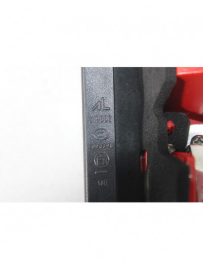 Recambio de piloto trasero derecho interior para audi a4 b8 avant (8k5) 2.0 tdi referencia OEM IAM 8K9945094