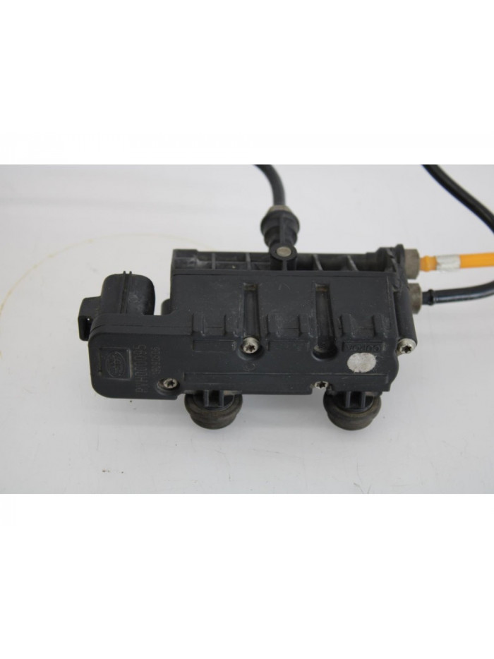 Recambio de valvula suspension neumatica para land rover range rover sport v6 td hse referencia OEM IAM RVH000095