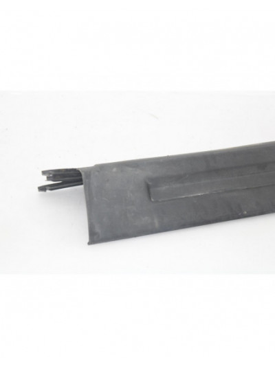 Recambio de faldon lateral derecho para land rover range rover sport v6 td s referencia OEM IAM DDJ000301