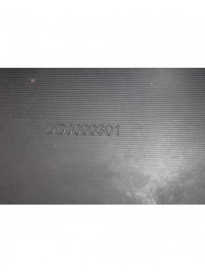 Recambio de faldon lateral derecho para land rover range rover sport v6 td s referencia OEM IAM DDJ000301