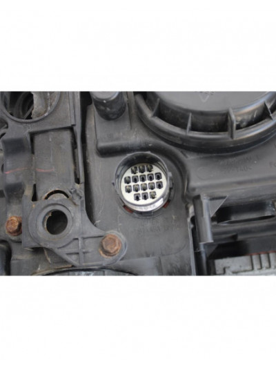 Faro izquierdo LAND ROVER RANGE ROVER SPORT V6 TD HSE 2005