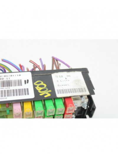Caja reles / fusibles LAND ROVER RANGE ROVER SPORT V6 TD S 2010