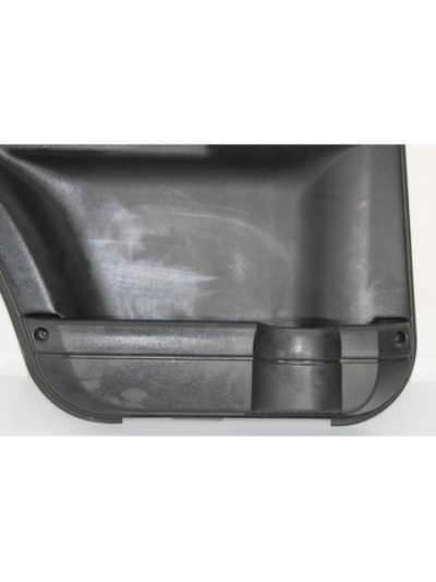 Guarnecido puerta trasera izquierda LAND ROVER DISCOVERY V6 TD SE 2008