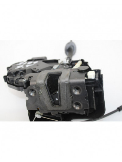 Recambio de cerradura puerta trasera derecha para land rover discovery (...) v6 td se referencia OEM IAM FQM000320