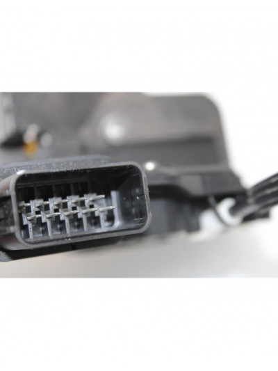 Recambio de cerradura puerta trasera derecha para land rover discovery (...) v6 td se referencia OEM IAM FQM000320