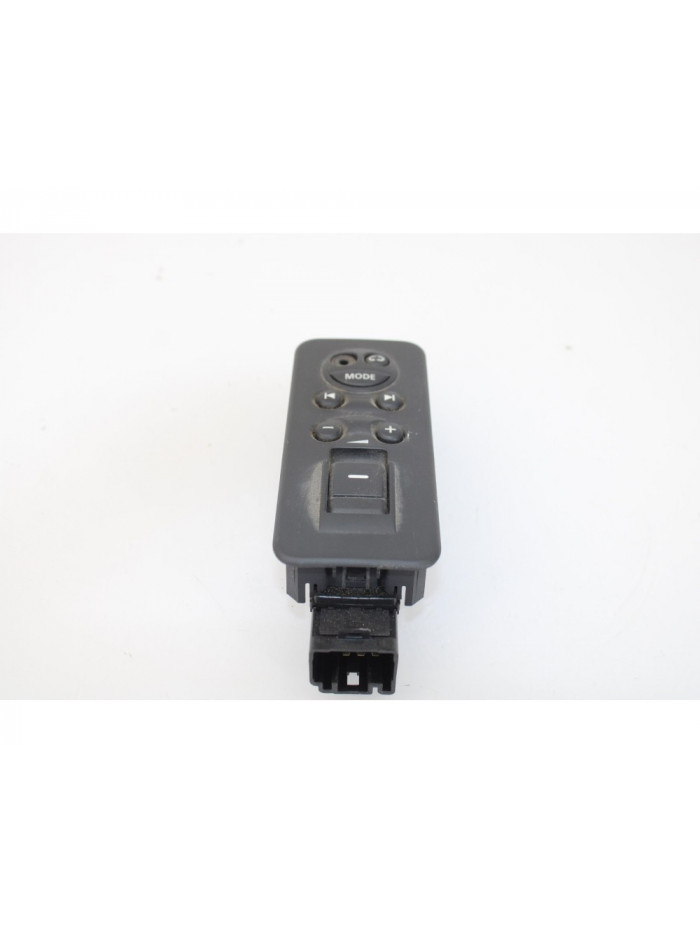 Recambio de mando elevalunas trasero derecho para land rover discovery (...) v6 td se referencia OEM IAM YUD501080