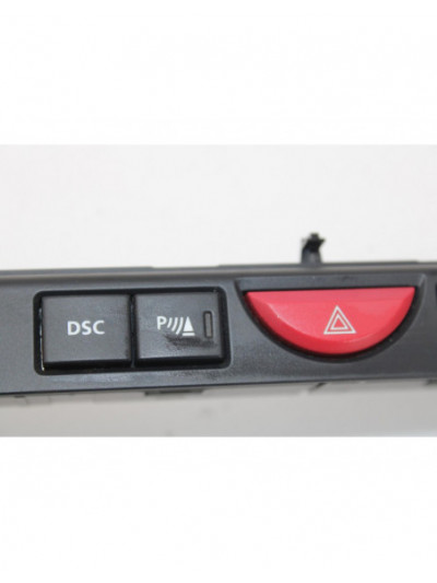 Recambio de warning para land rover discovery (...) v6 td se referencia OEM IAM YUL501300
