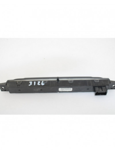 Recambio de warning para land rover discovery (...) v6 td se referencia OEM IAM YUL501300