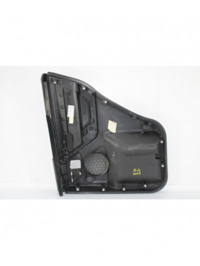 Recambio de guarnecido puerta trasera izquierda para land rover freelander (lr2) td4 hse referencia OEM IAM 3226T.I