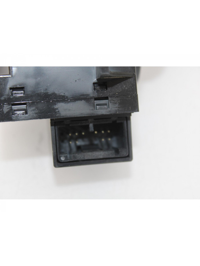 Recambio de mando limpia para land rover discovery (...) v6 td se referencia OEM IAM XPE500100