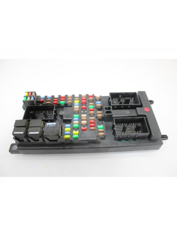 Recambio de caja reles / fusibles para land rover range rover sport v6 td s referencia OEM IAM AH2214F041AF