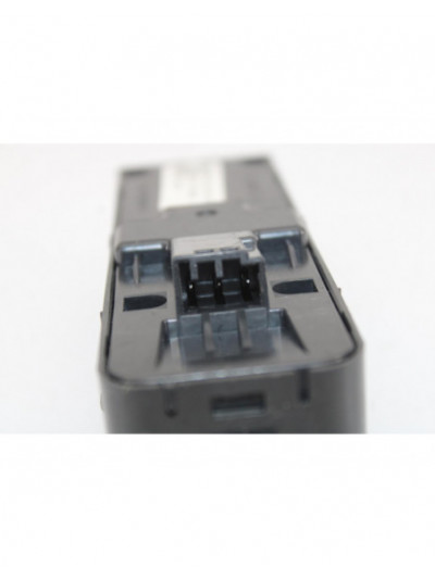 Mando elevalunas delantero izquierdo LAND ROVER FREELANDER TD4 HSE 2012