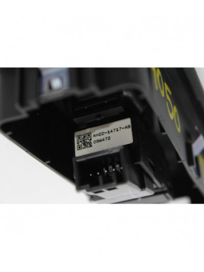 Recambio de mando elevalunas trasero derecho para land rover range rover sport v6 td s referencia OEM IAM AH2214717AB