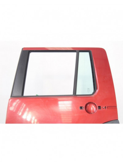 Recambio de puerta trasera izquierda para land rover discovery (...) v6 td se referencia OEM IAM 3126T.I