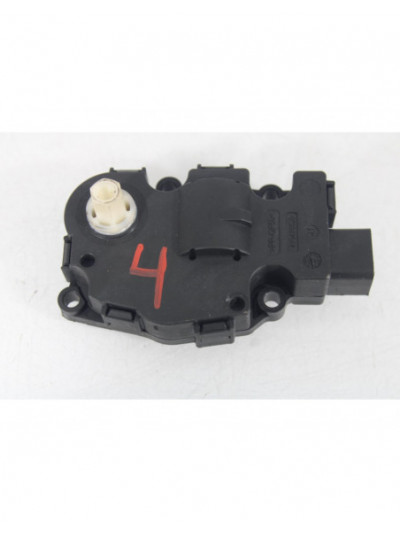 Motor trampilla calefacción AUDI A4 B8 Avant 2.0 TDI 2010